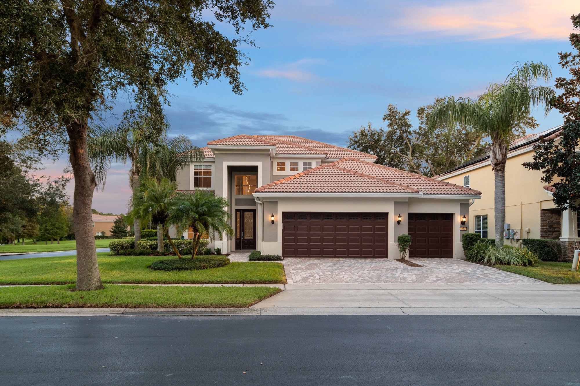 390 Anessa Rose Loop 074